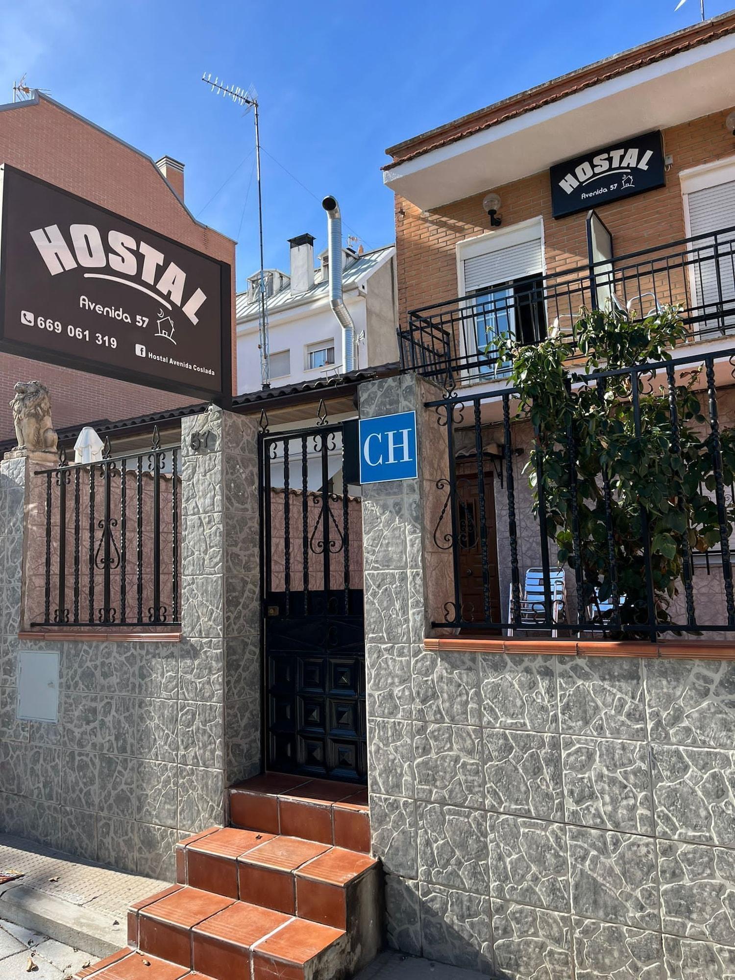 Varios Hostal avenida 57
