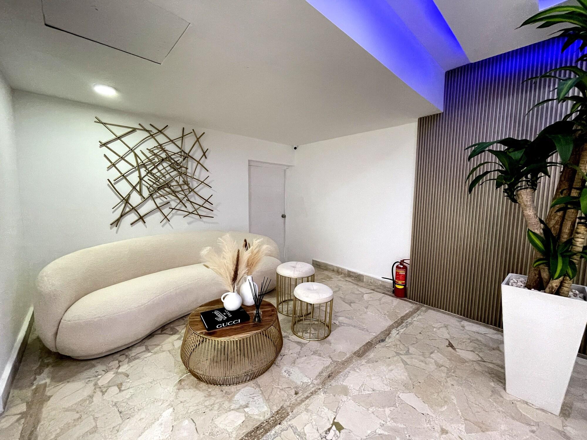 Vista Lobby H Mansion Recovery and Spa