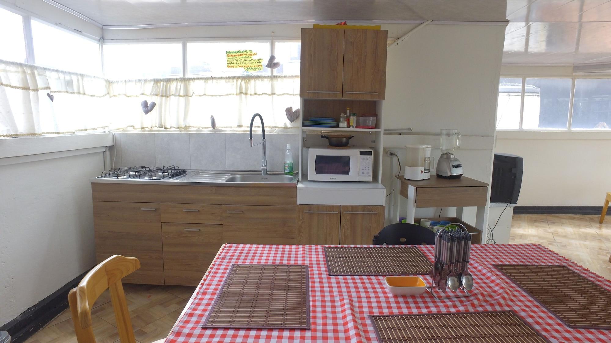 Comodidades del Alojamiento Hostal Casa Lantana Usaquén - Hostel