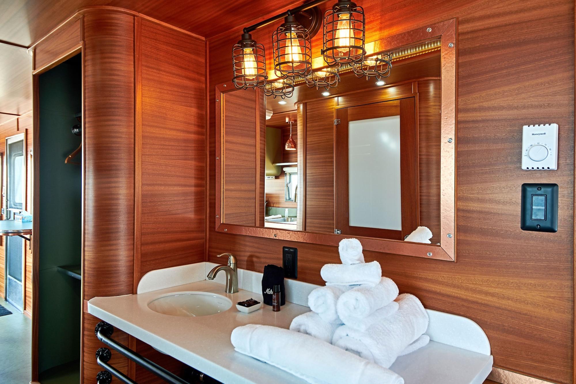 Equipamiento de Habitación Waypoint Ventura