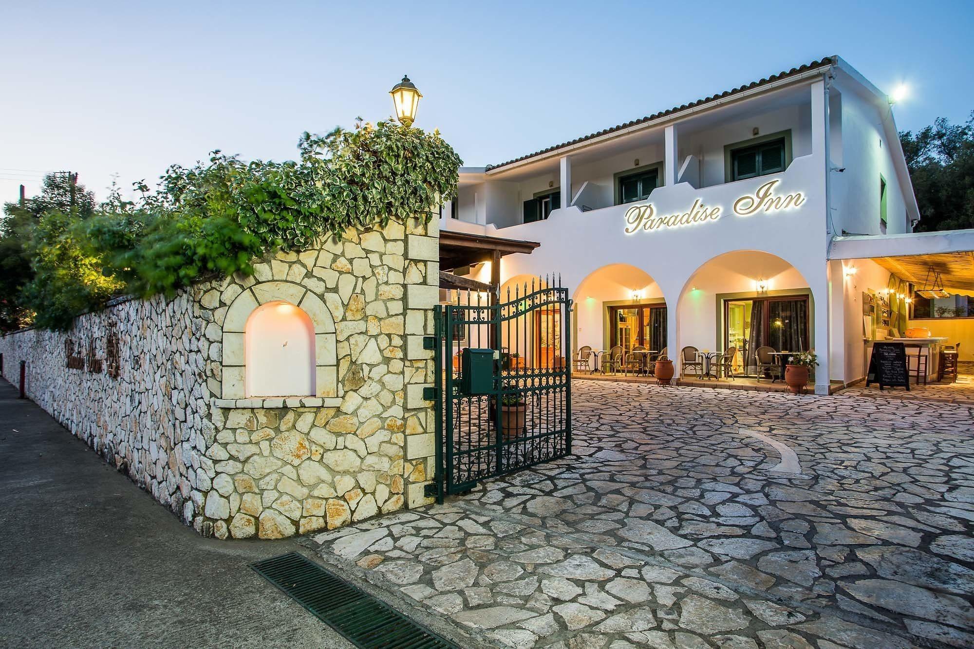 Vista Exterior Paradise Inn