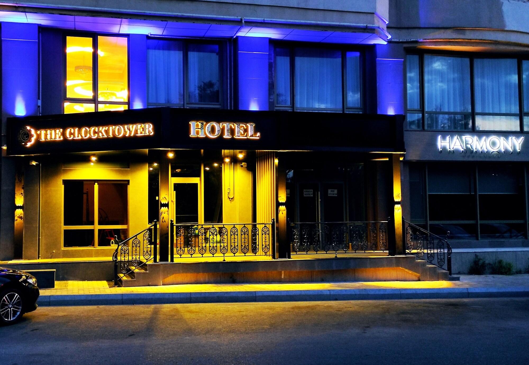 Vista Exterior The Clocktower Hotel