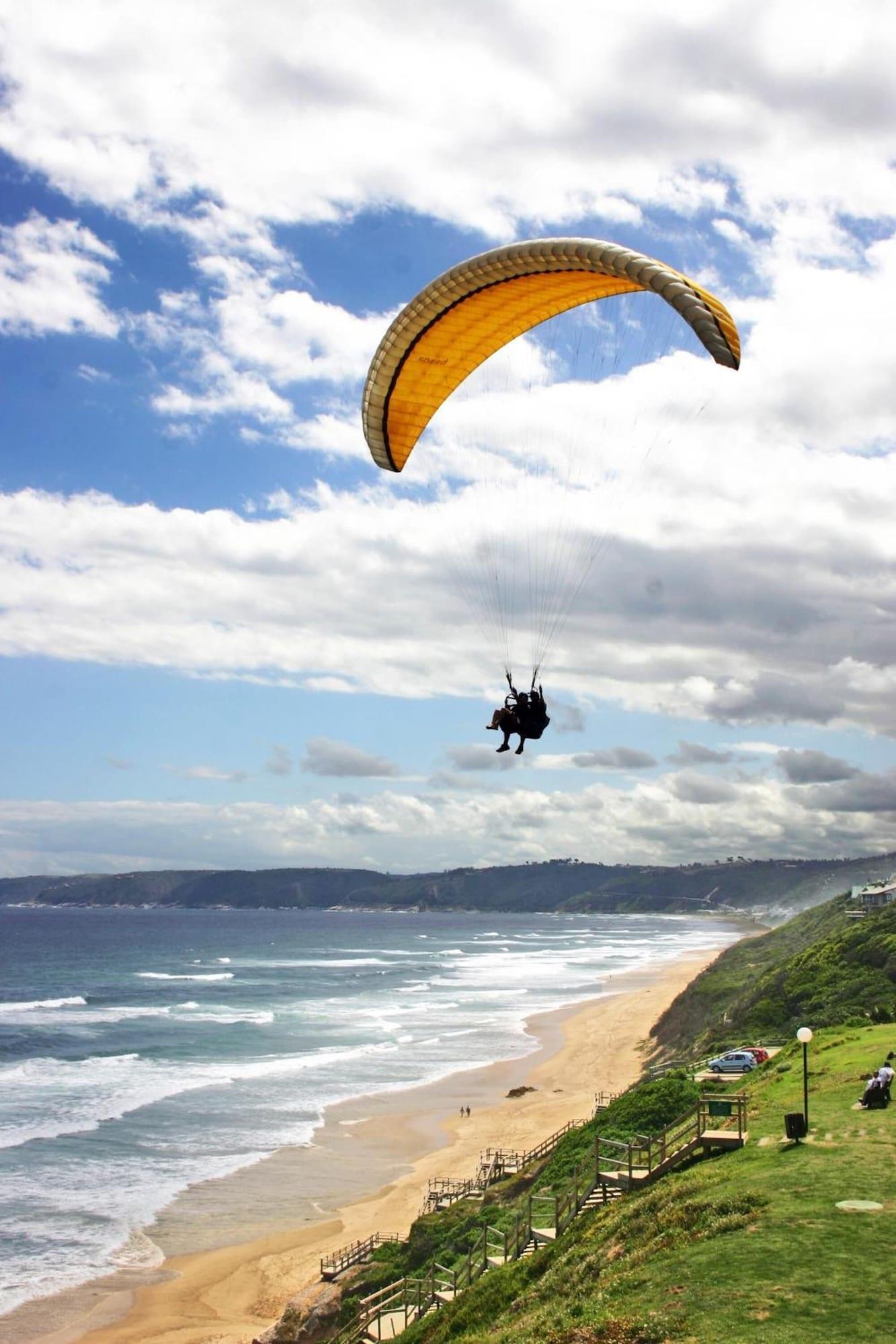 Playa Serendipity Guest House and Restaurant