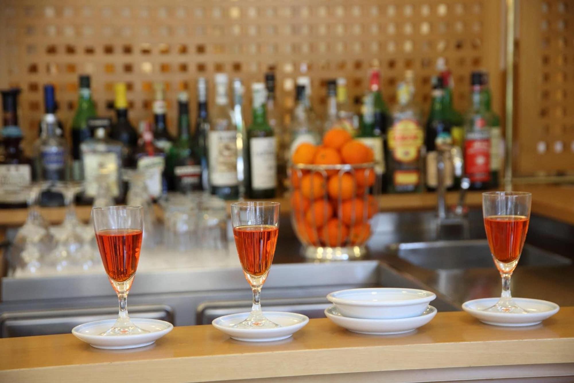Bar/Salón Hotel Genova
