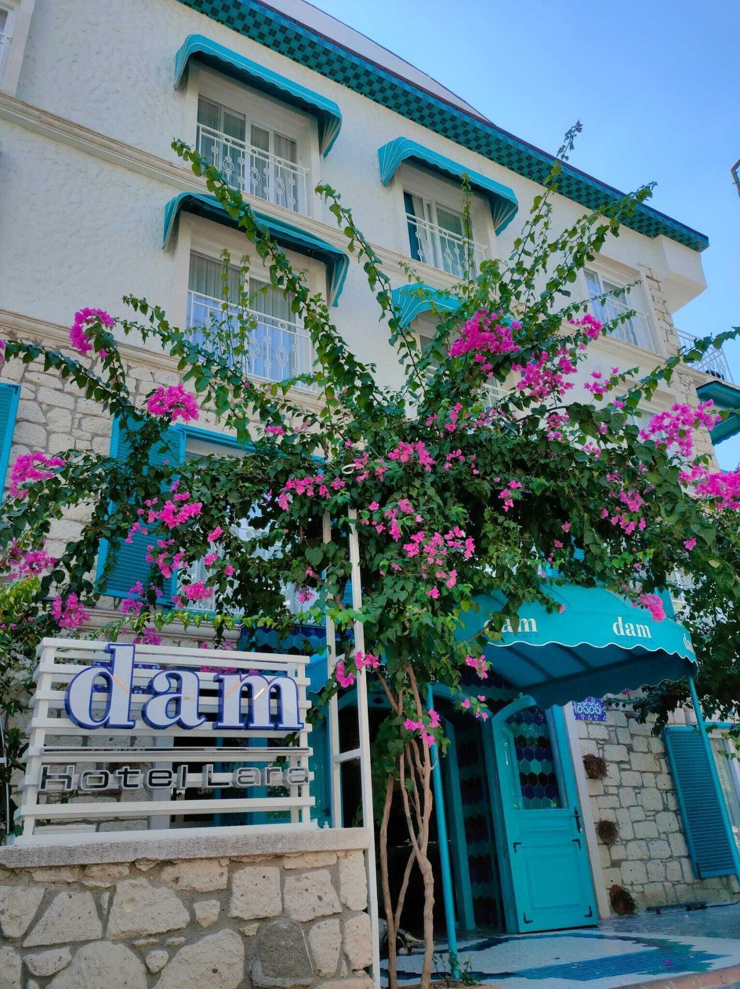 Vista Exterior Dam Hotel Lara