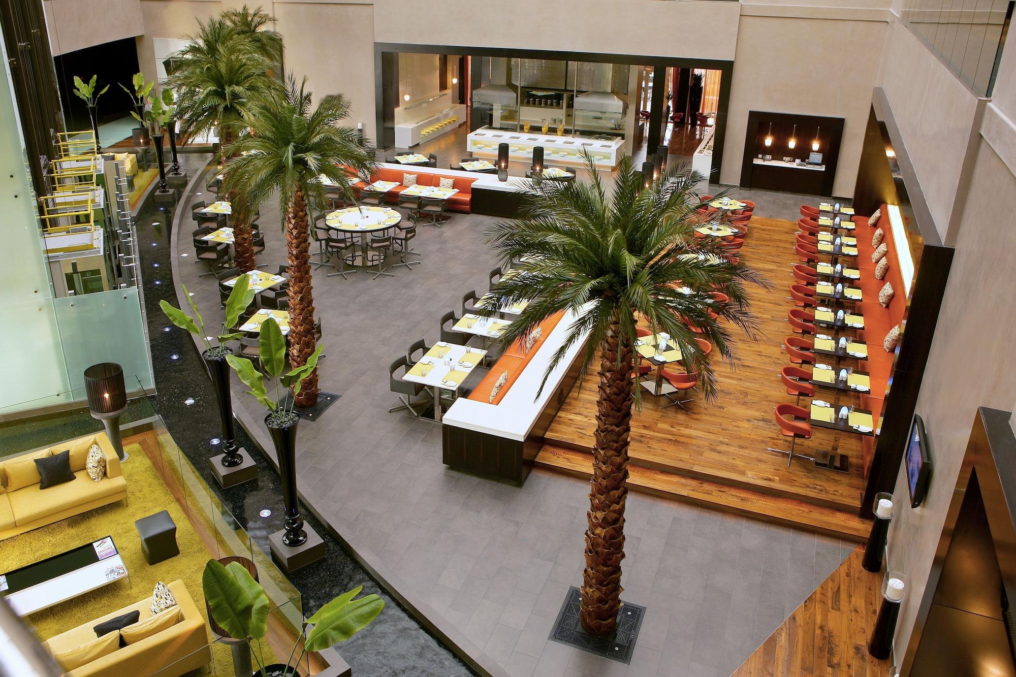Restaurant Centro Sharjah by Rotana