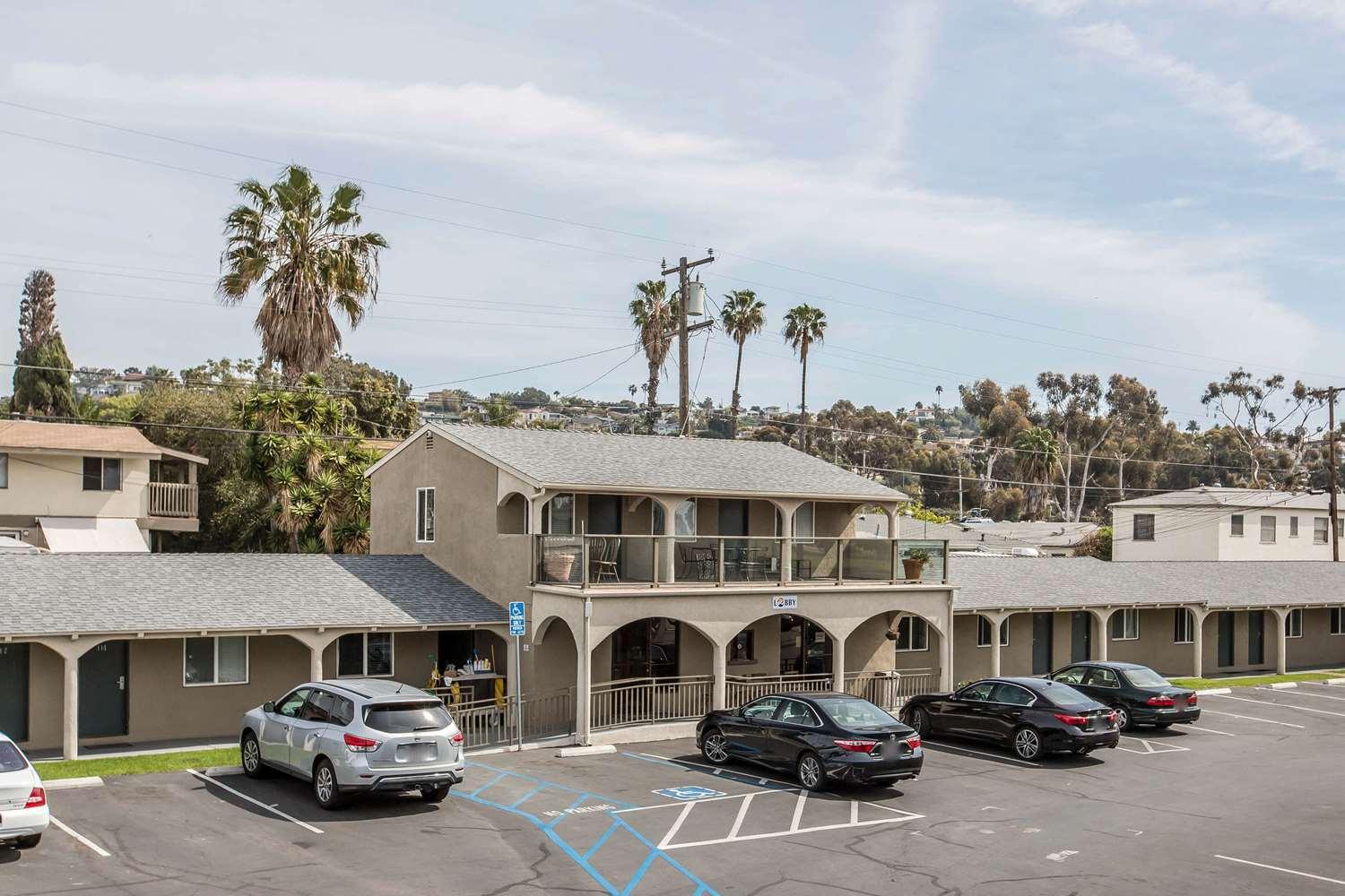 Vista Exterior Rodeway Inn San Diego Beach SeaWorld Area