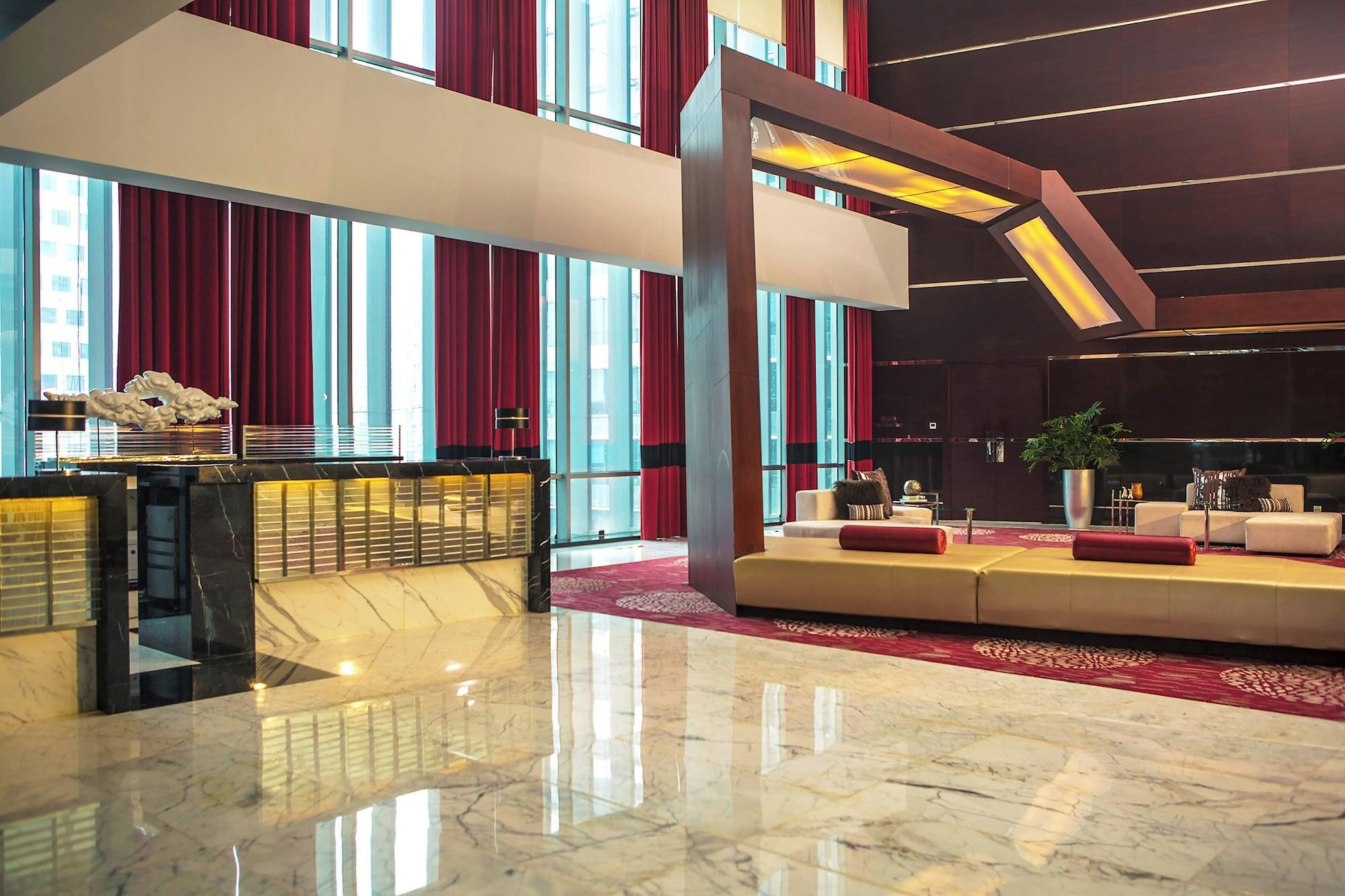 Vista Lobby Renaissance Beijing Capital Hotel