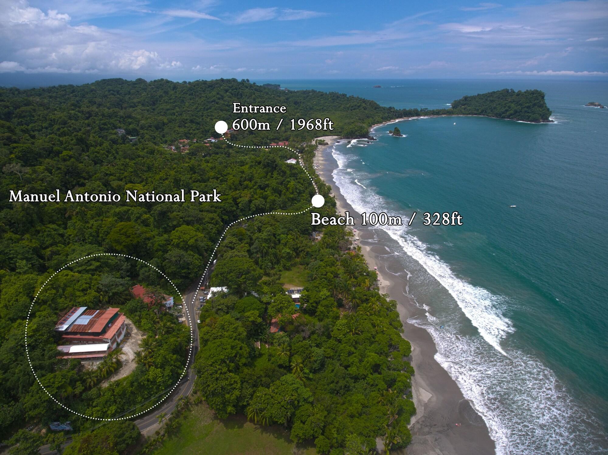 Vista Exterior Hotel Coco Beach