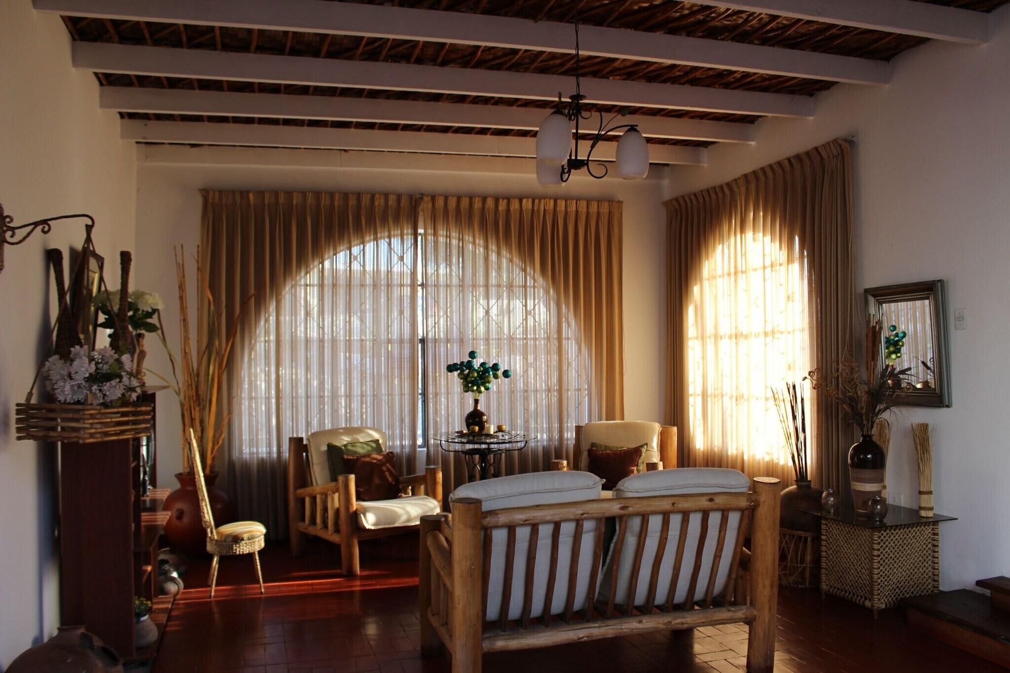 Sala de Reuniones Don Agucho Hotel