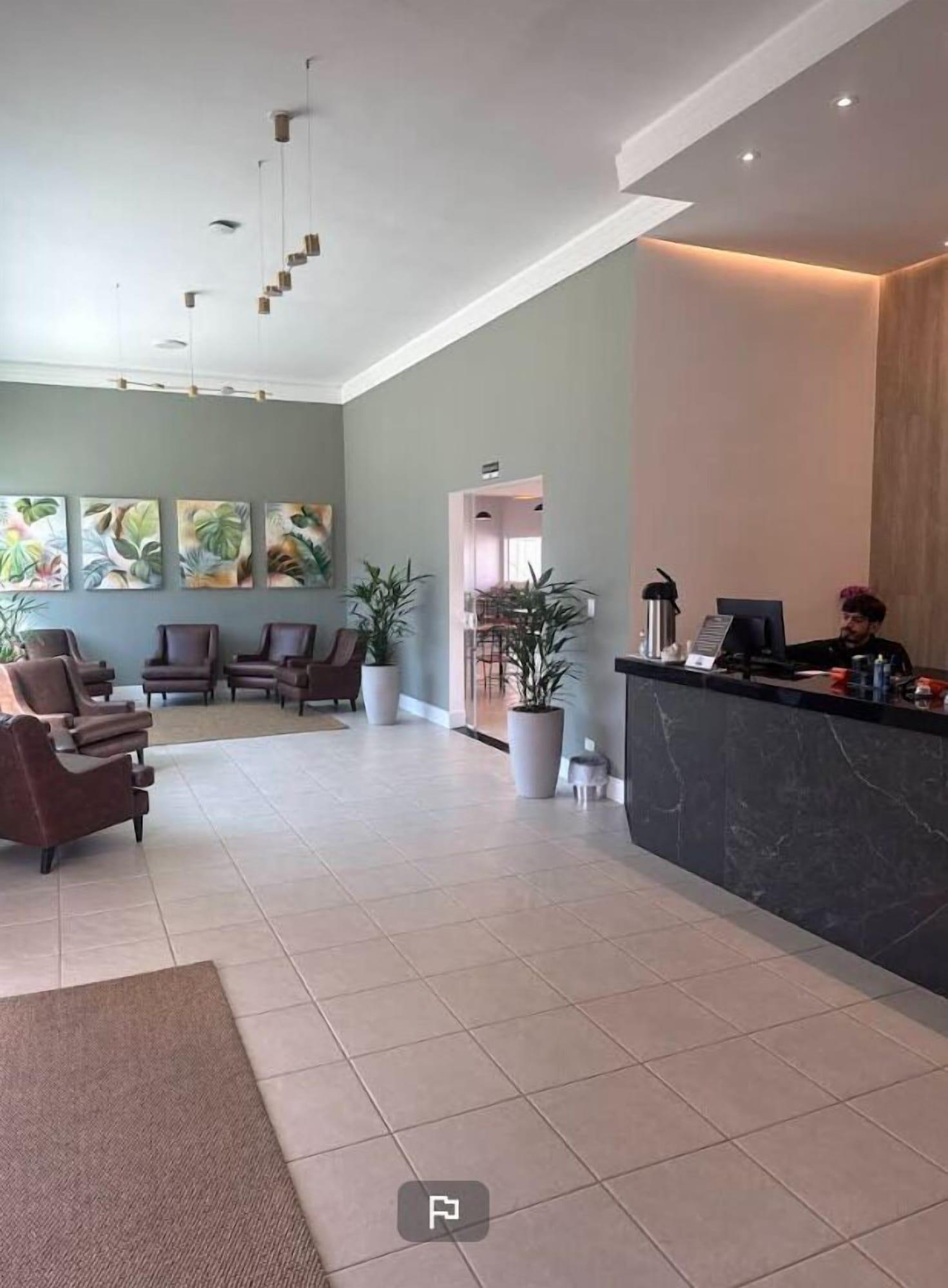 Vista Lobby Gran Carlo Hotel