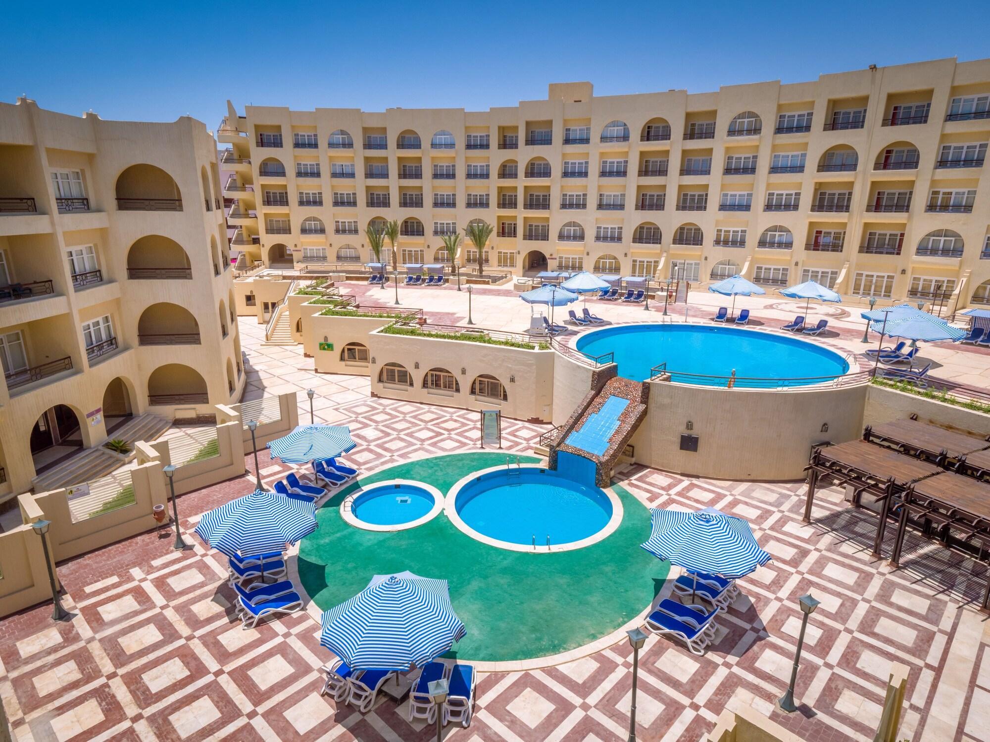 Vista Exterior Sunny Days Mirette Family Resort