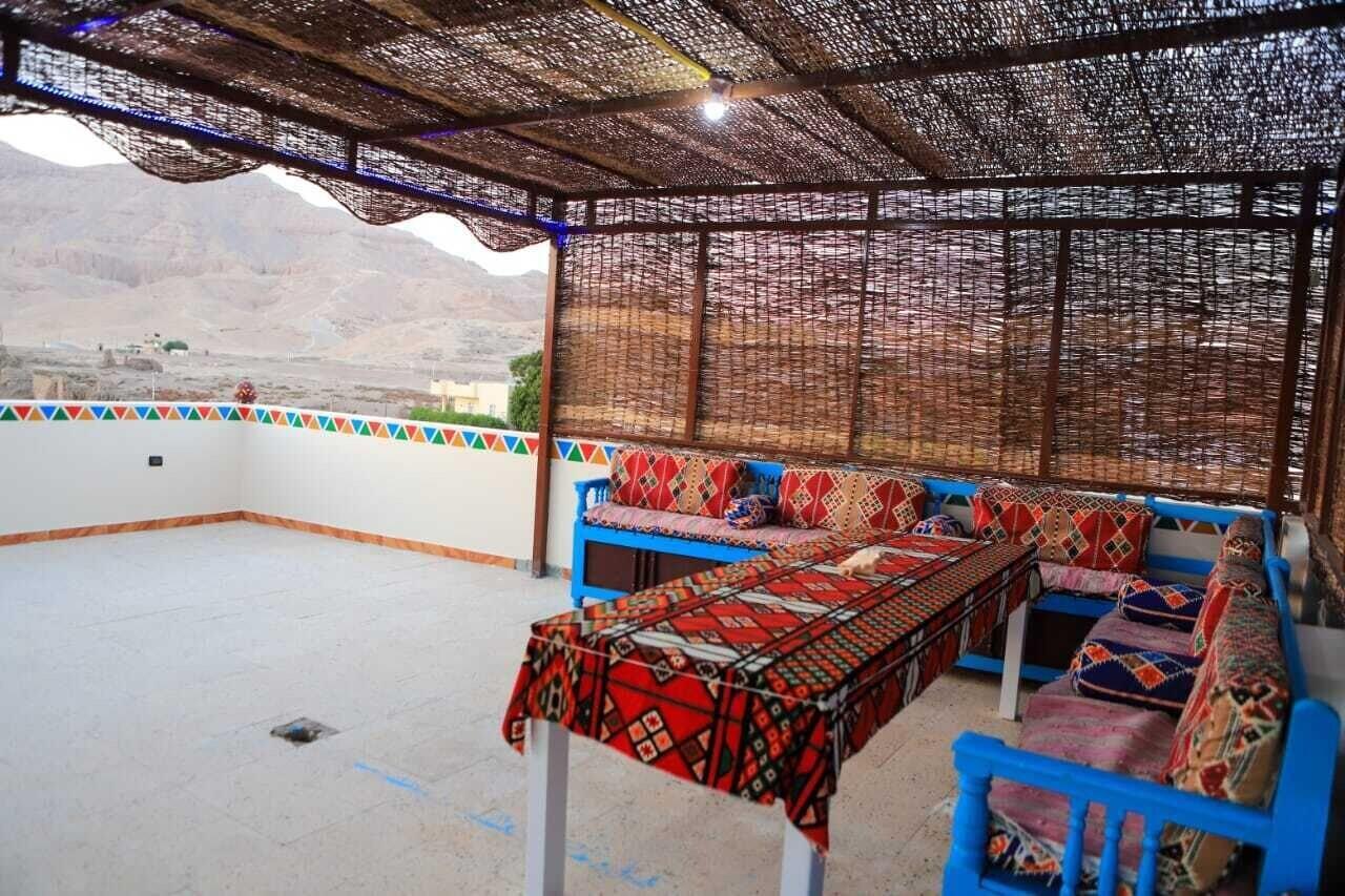 Vista Lobby Shahhat House