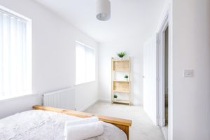 Alquiler Vacacional - 4 Bedroom 3 Bathroom Contractor Home MCR