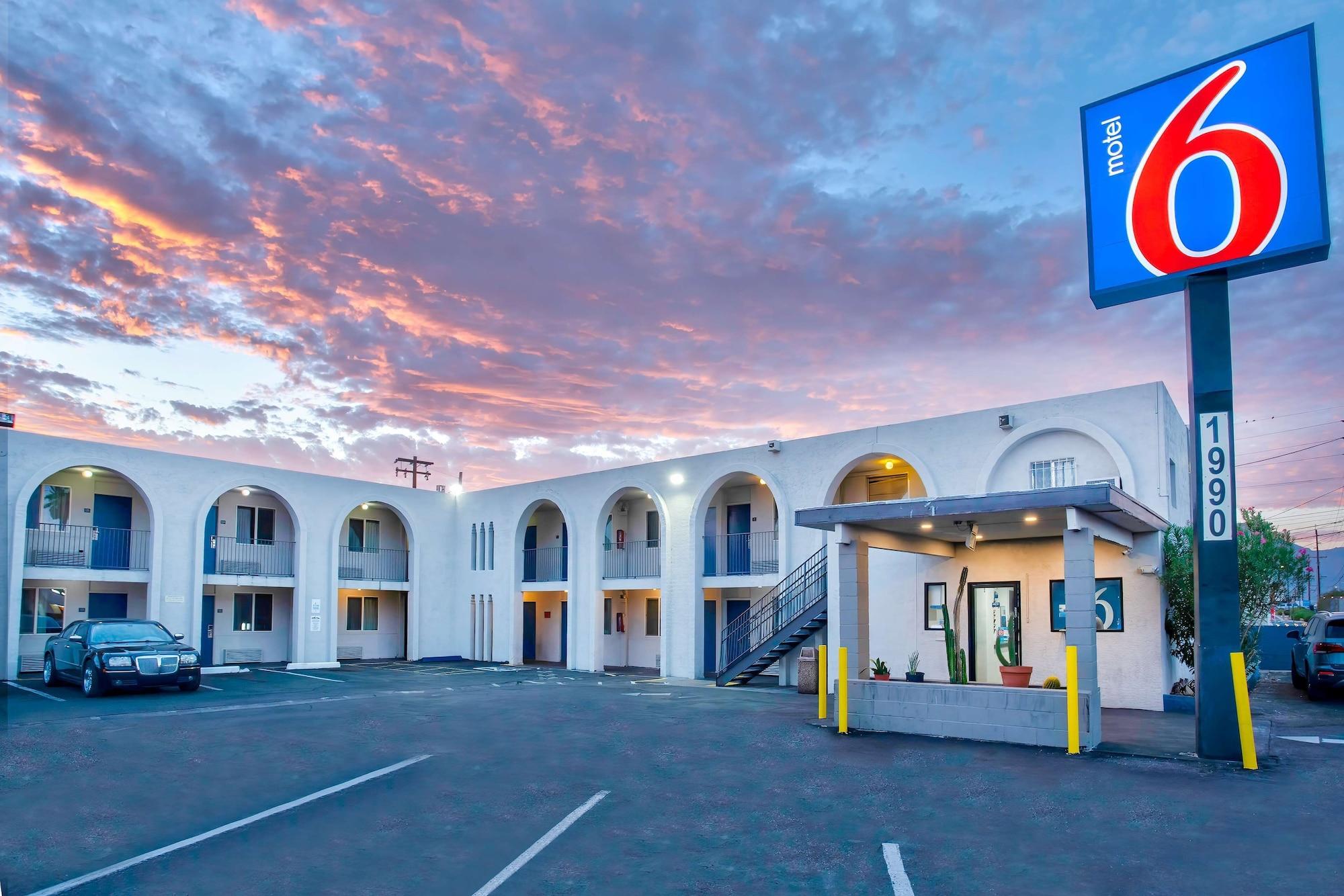 Varios Motel 6 Tucson, AZ - East Williams Center