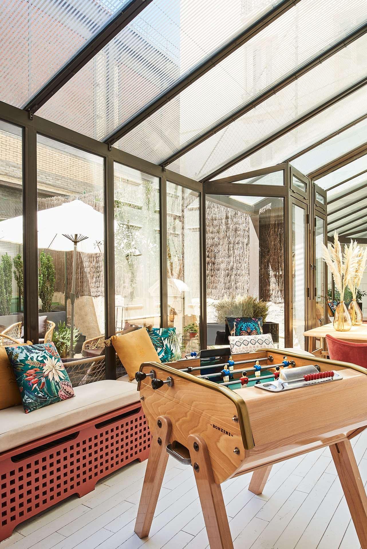 Bar/Salón Hôtel Cervantes by Happyculture