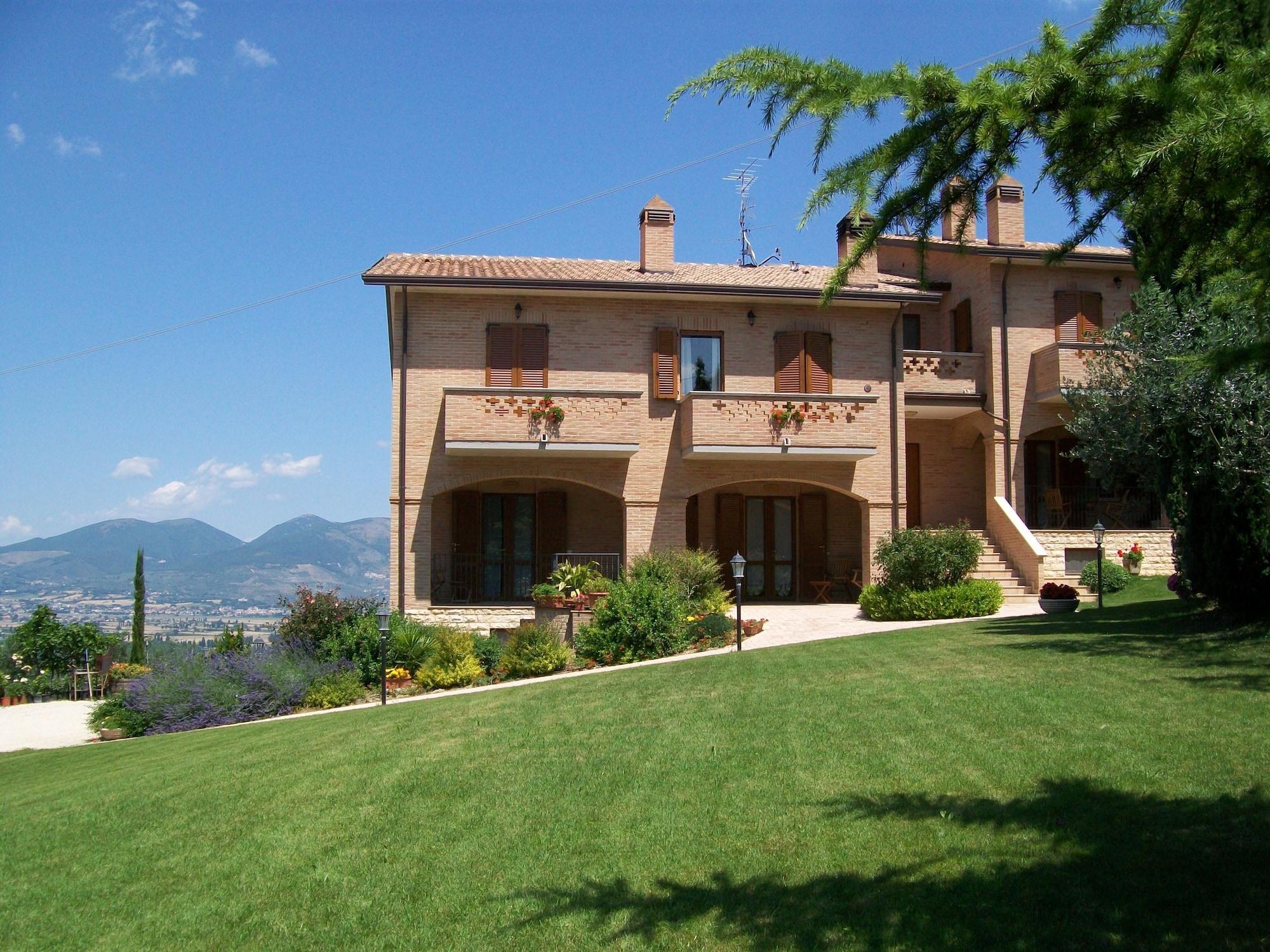 Vista Exterior B&B La Collina del Sagrantino