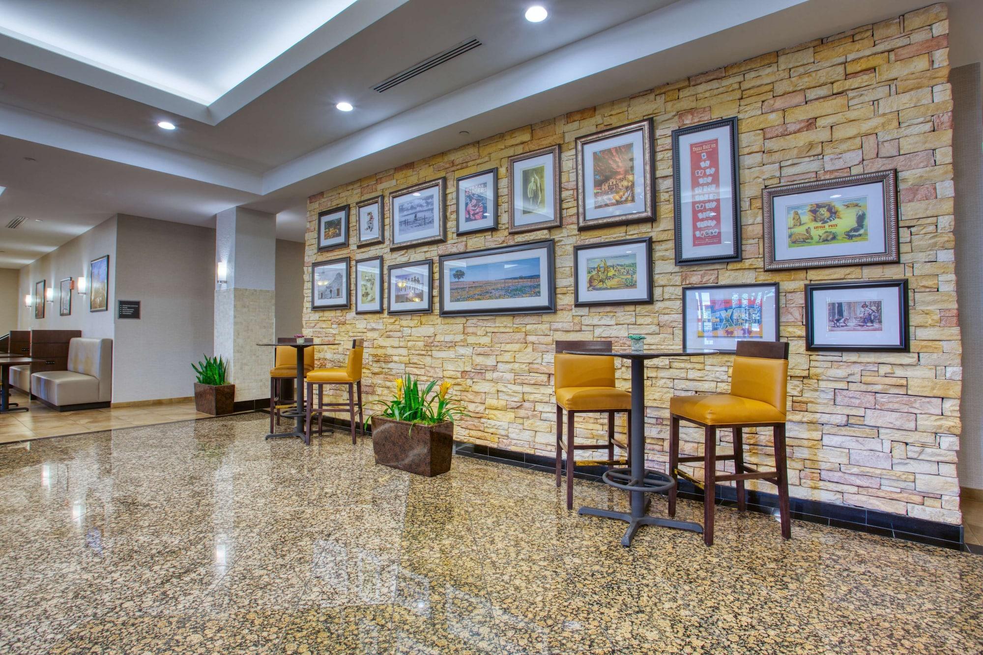 Vista Lobby Drury Inn & Suites Near La Cantera Parkway