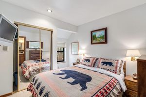 Arriendo temporal - NEW LISTING! Cozy & Bright Condo - Tamarack 18