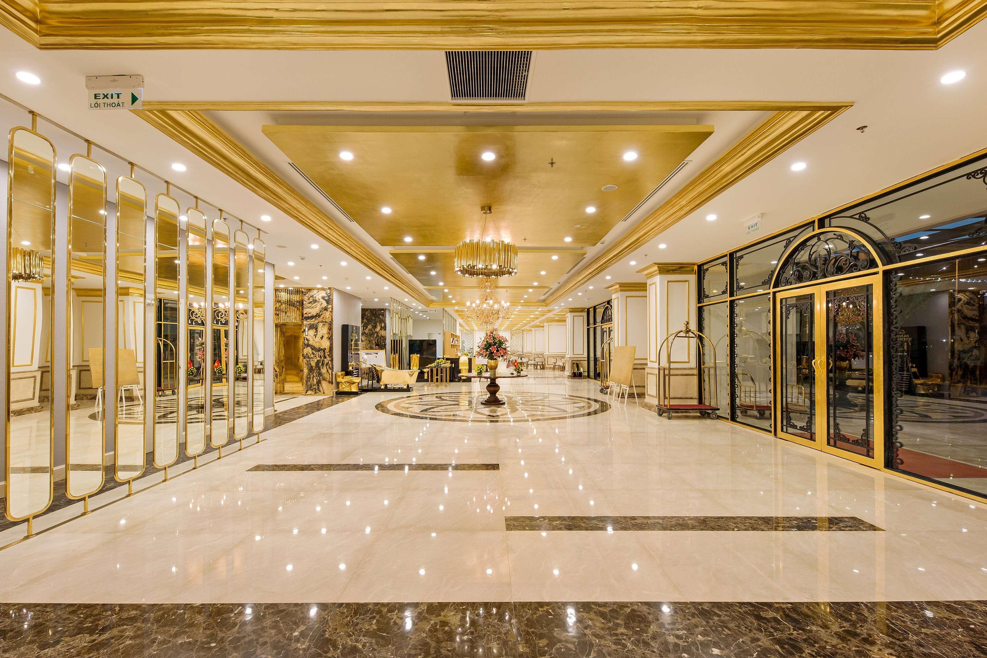 Vista Lobby Wyndham Danang Golden Bay