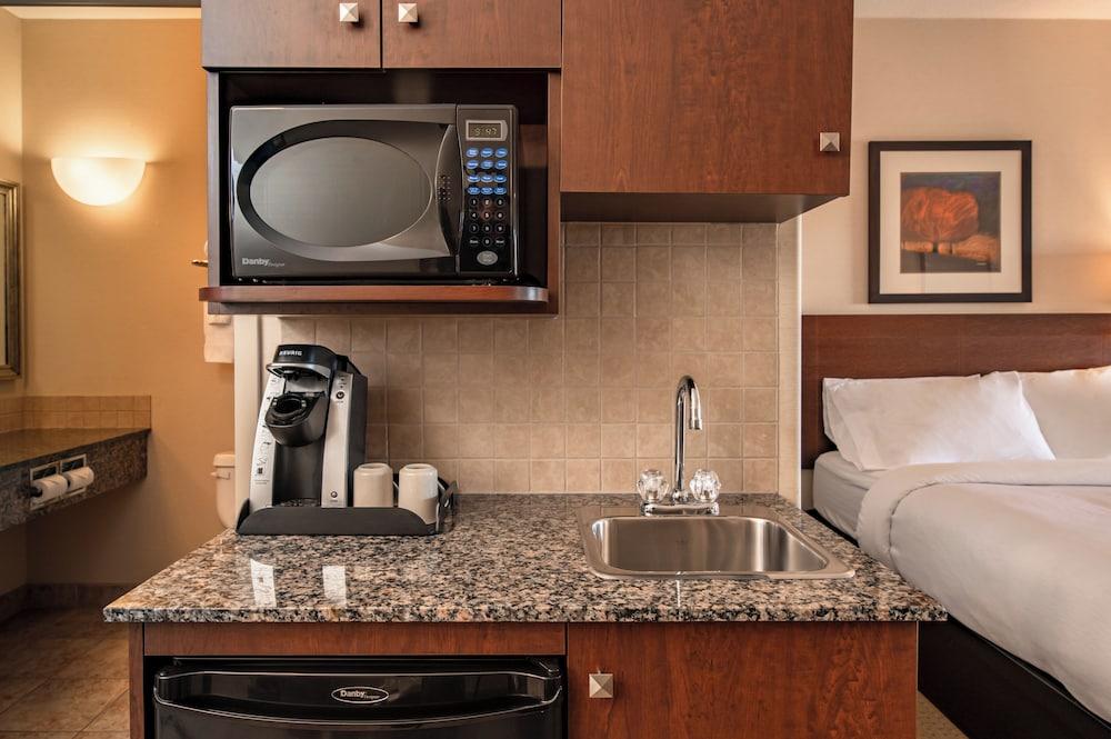 Equipamiento de Habitación Canalta High River
