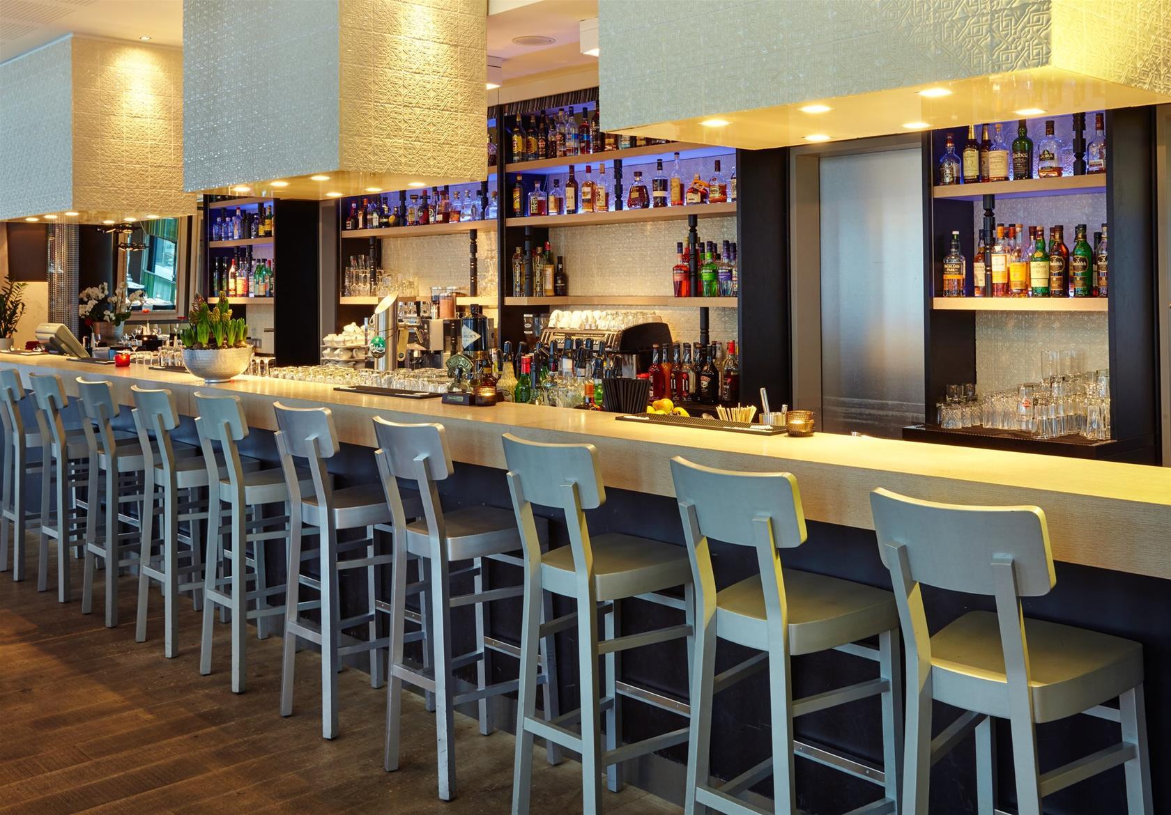 Bar/Salón Premier Inn Berlin Alexanderplatz Hotel