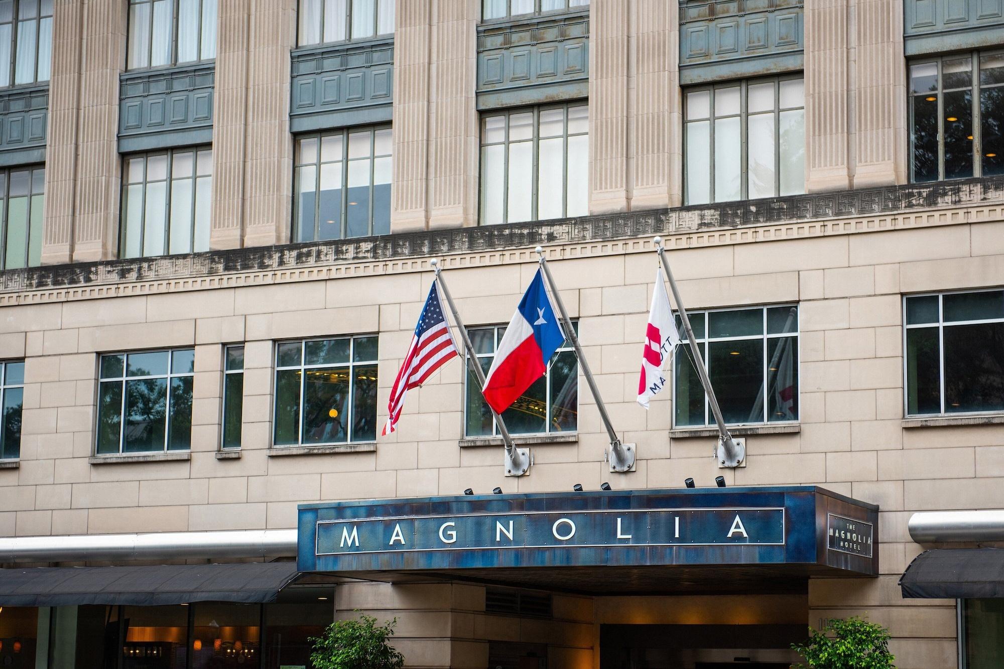 Vista Exterior Magnolia Hotel Houston, A Tribute Portfolio Hotel