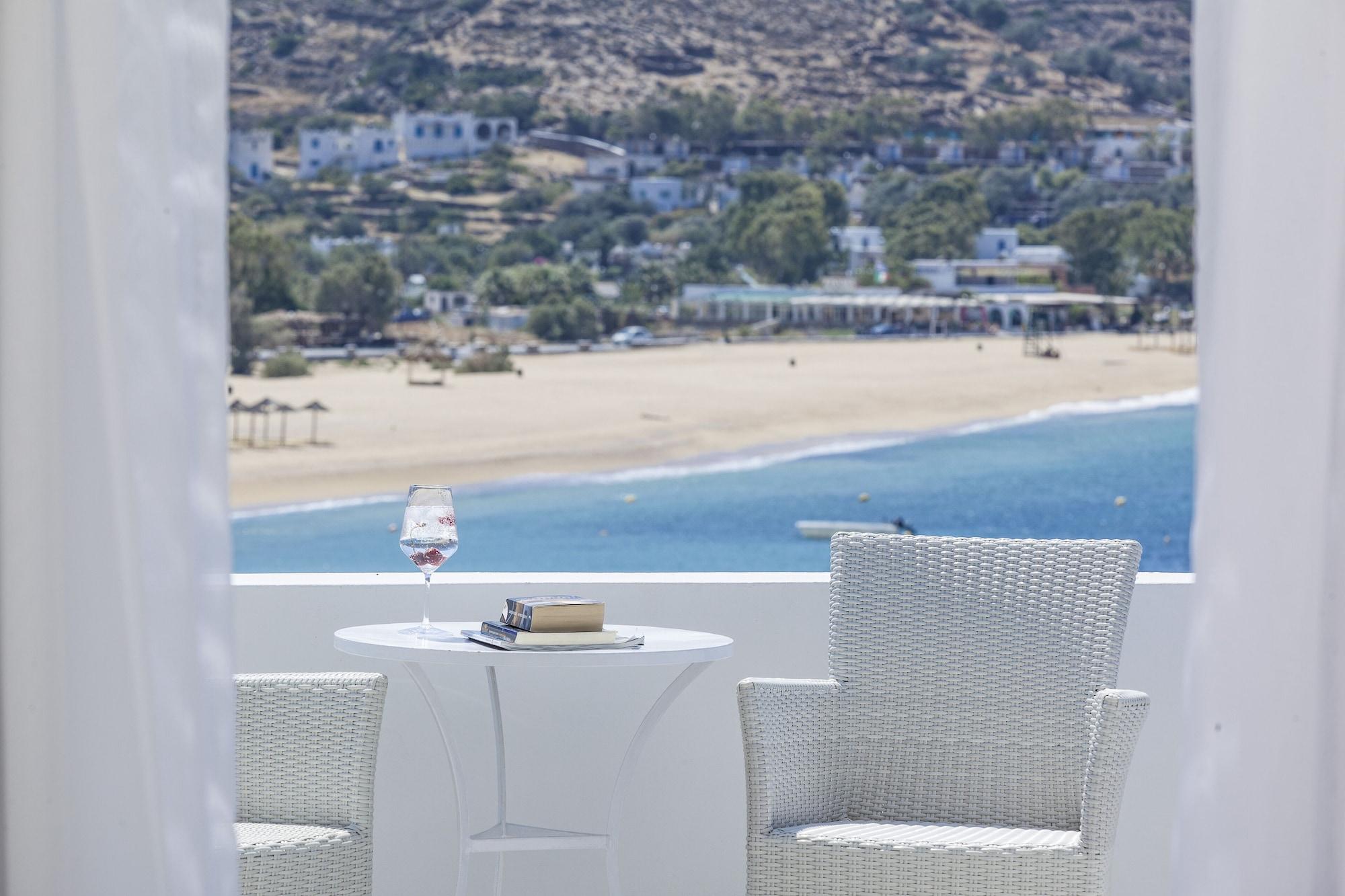 Playa Ios Palace