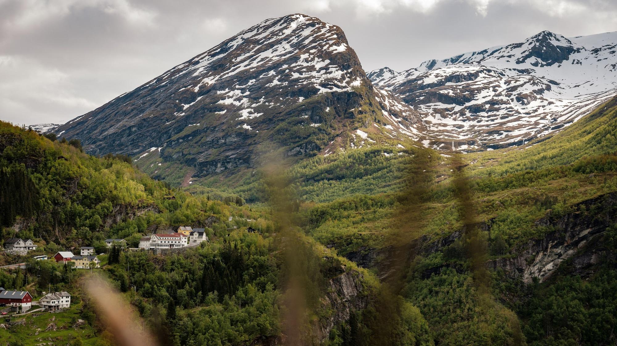 Vista Exterior Hotell Utsikten Geiranger - by Classic Norway Hotels