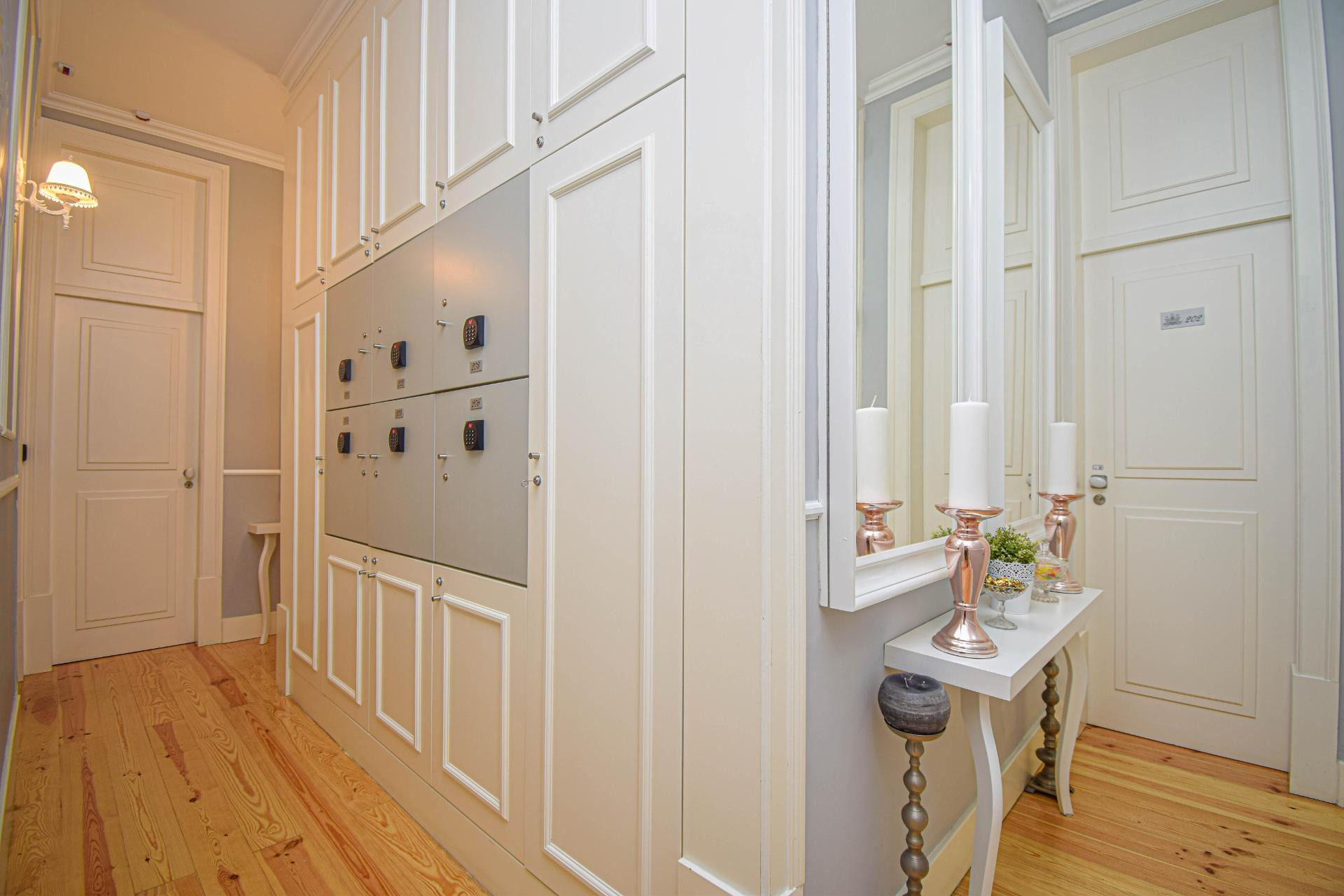 Vista Lobby B in B Lisbon Downtown Suites