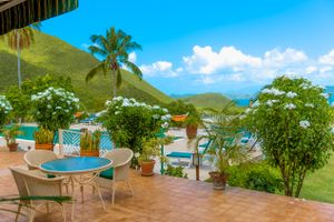 Alojamiento - Mount Nevis Hotel