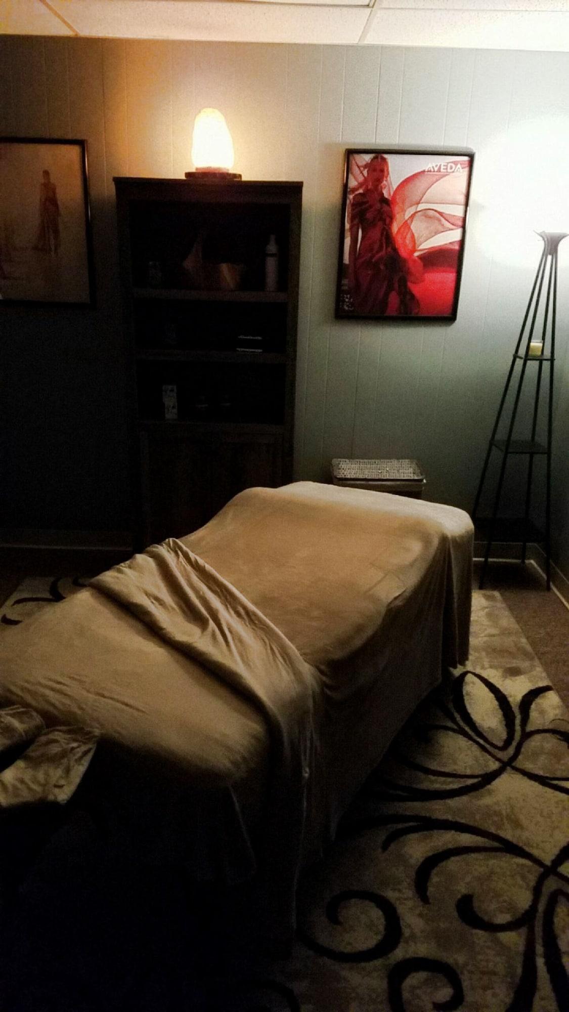 Spa Naomi's Inn Bed & Breakfast