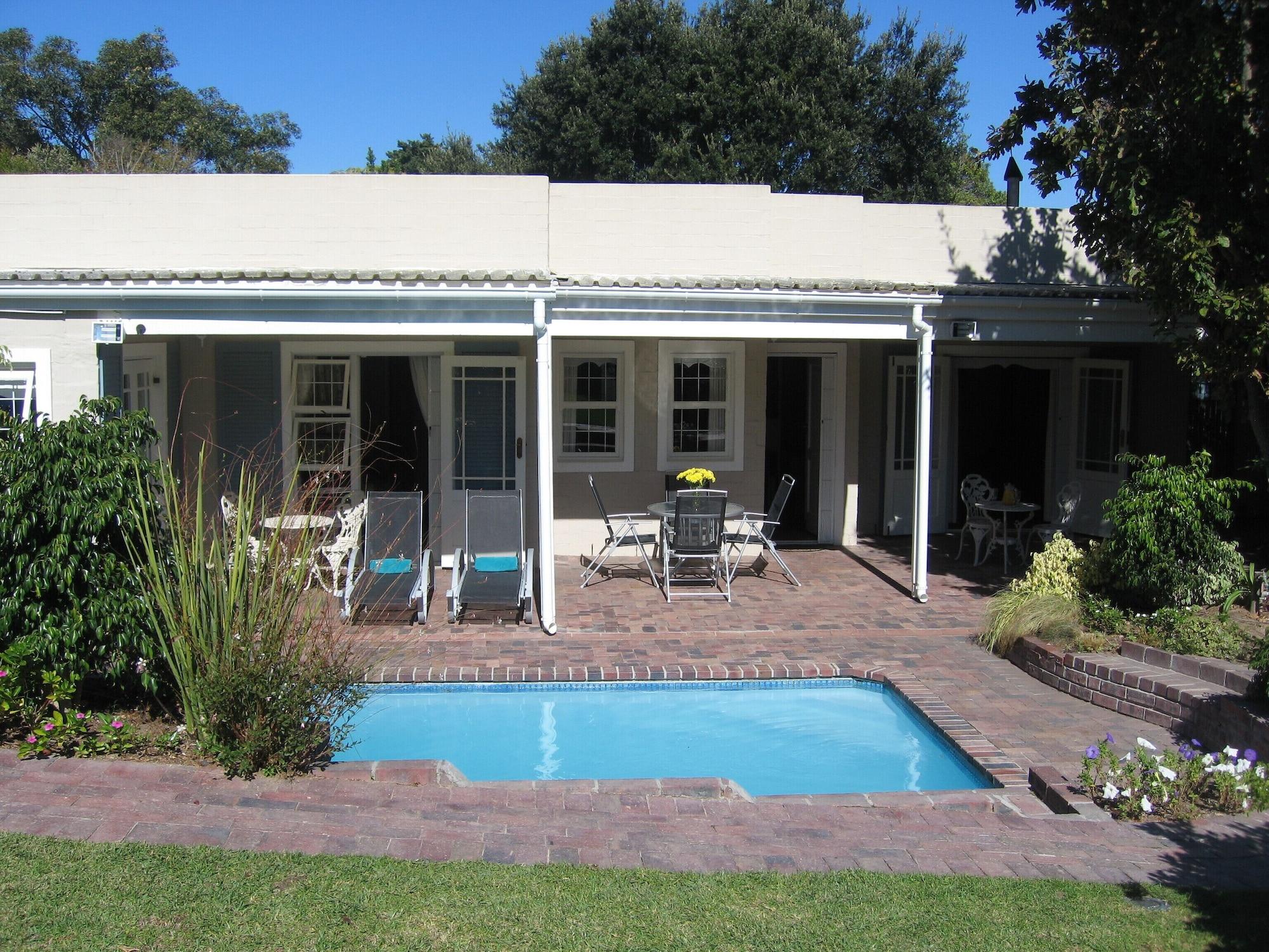 Vista Exterior Paradiso Guest House