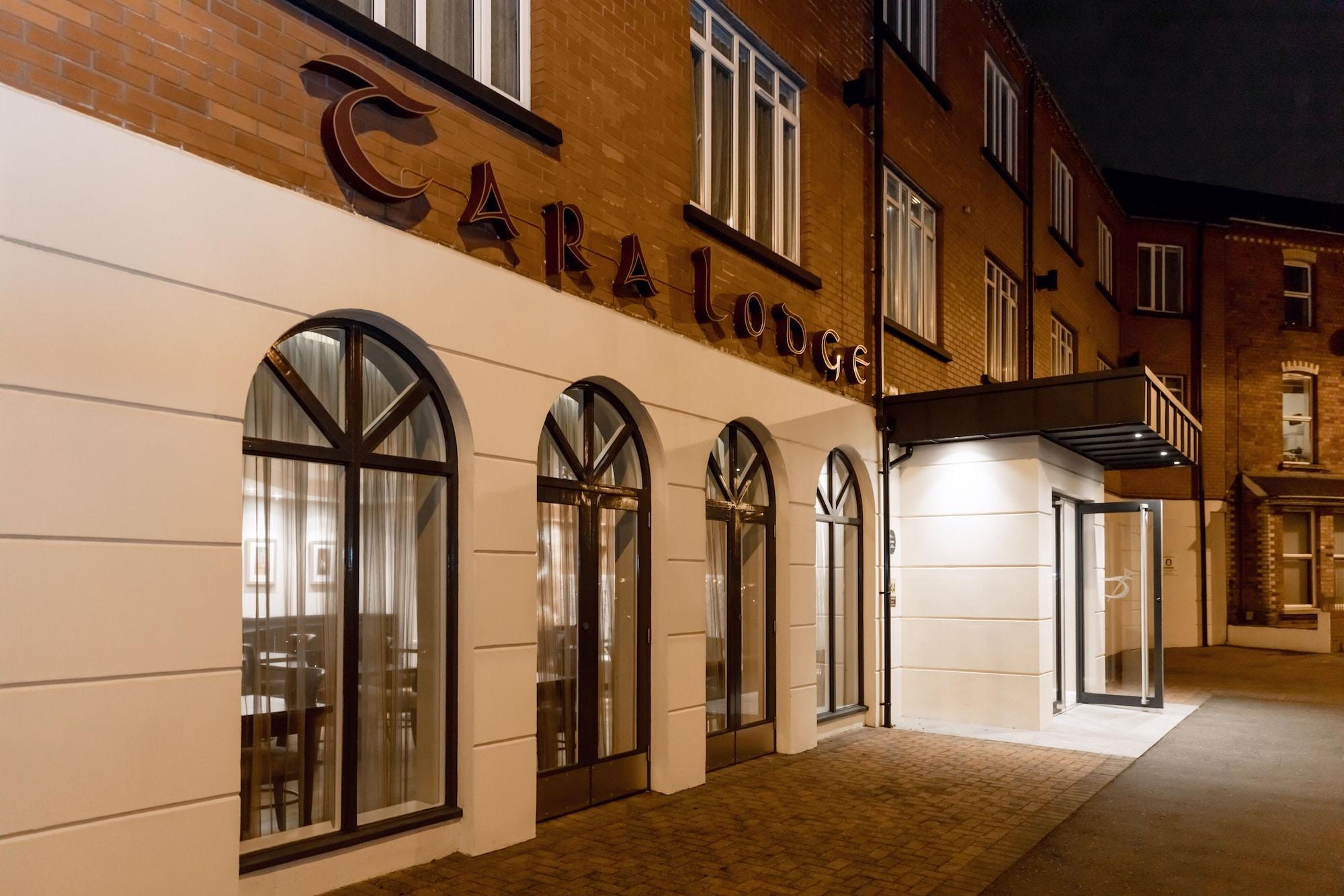 Vista Exterior Tara Lodge