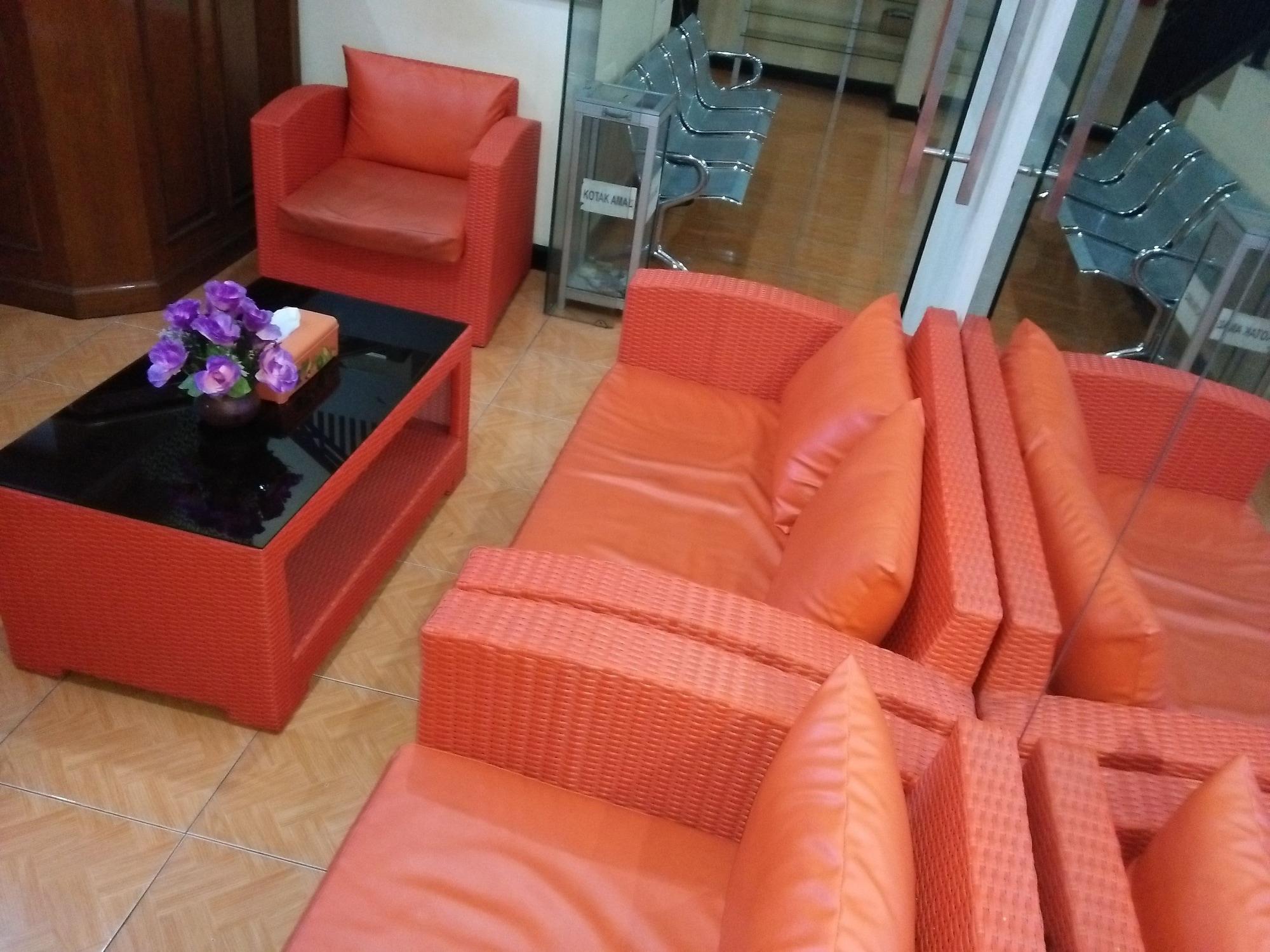 Vista Lobby Hotel Ramayana Garut