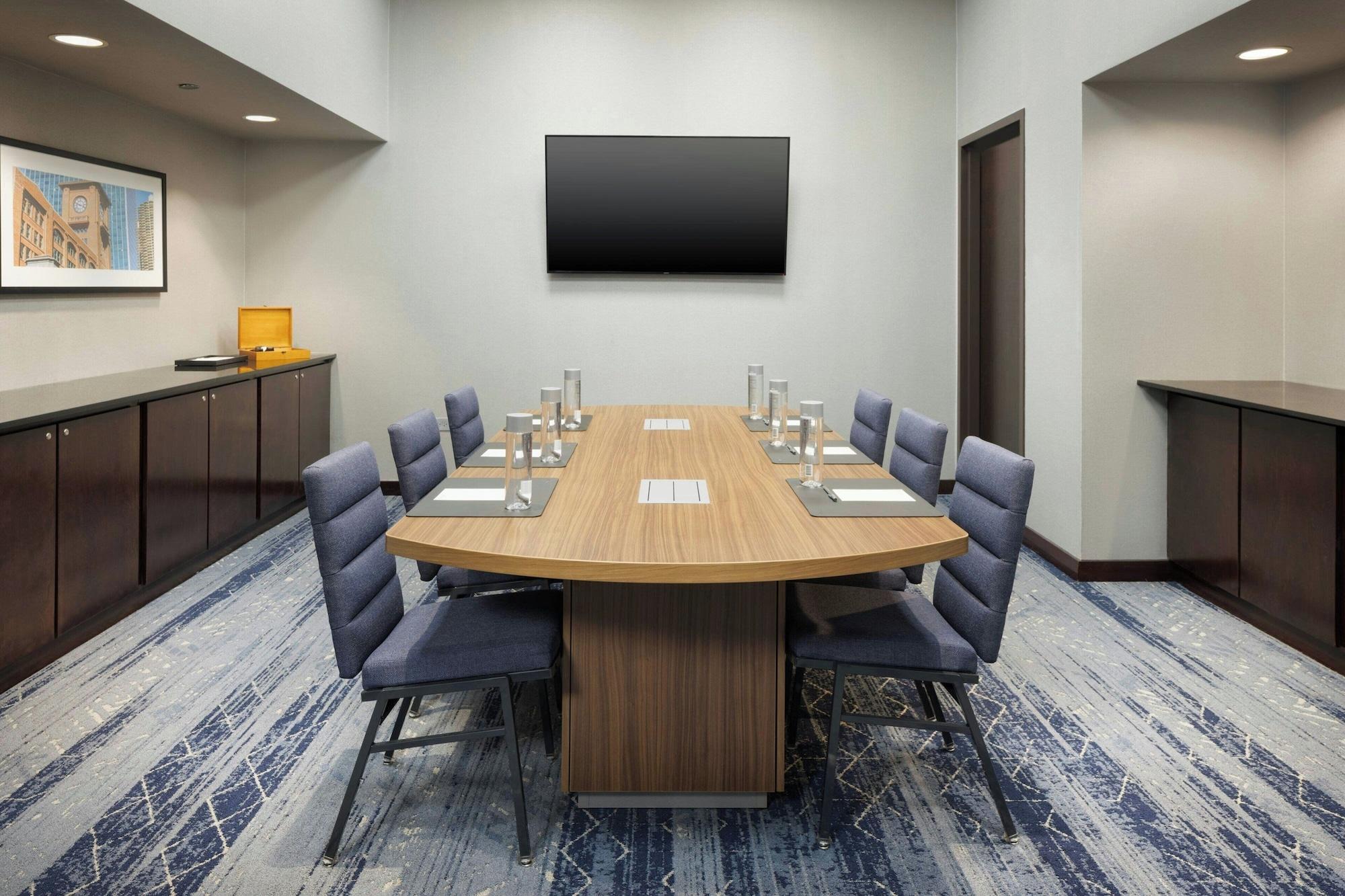 Sala de Reuniones Courtyard by Marriott Chicago Magnificent Mile