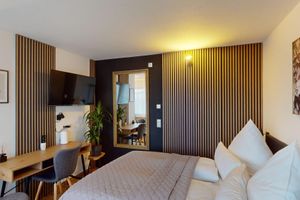 Alquiler Vacacional - Crown Studio Dornbirn - Terrasse - Parkplatz