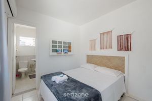 Vacation Rental - Spacious House w/ Pool in Guarajuba Cag0003