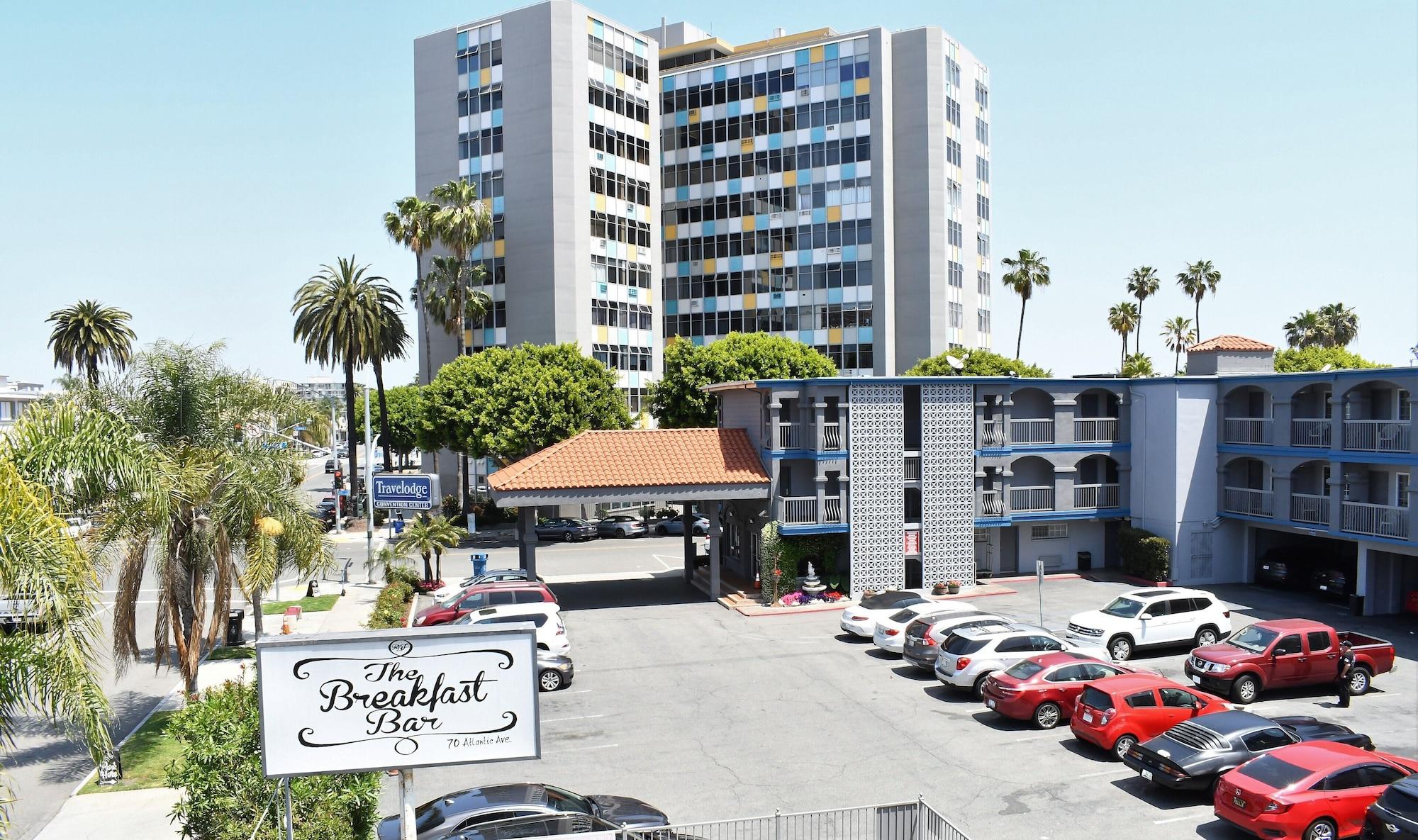 Vista Exterior Travelodge by Wyndham Long Beach Convention Center