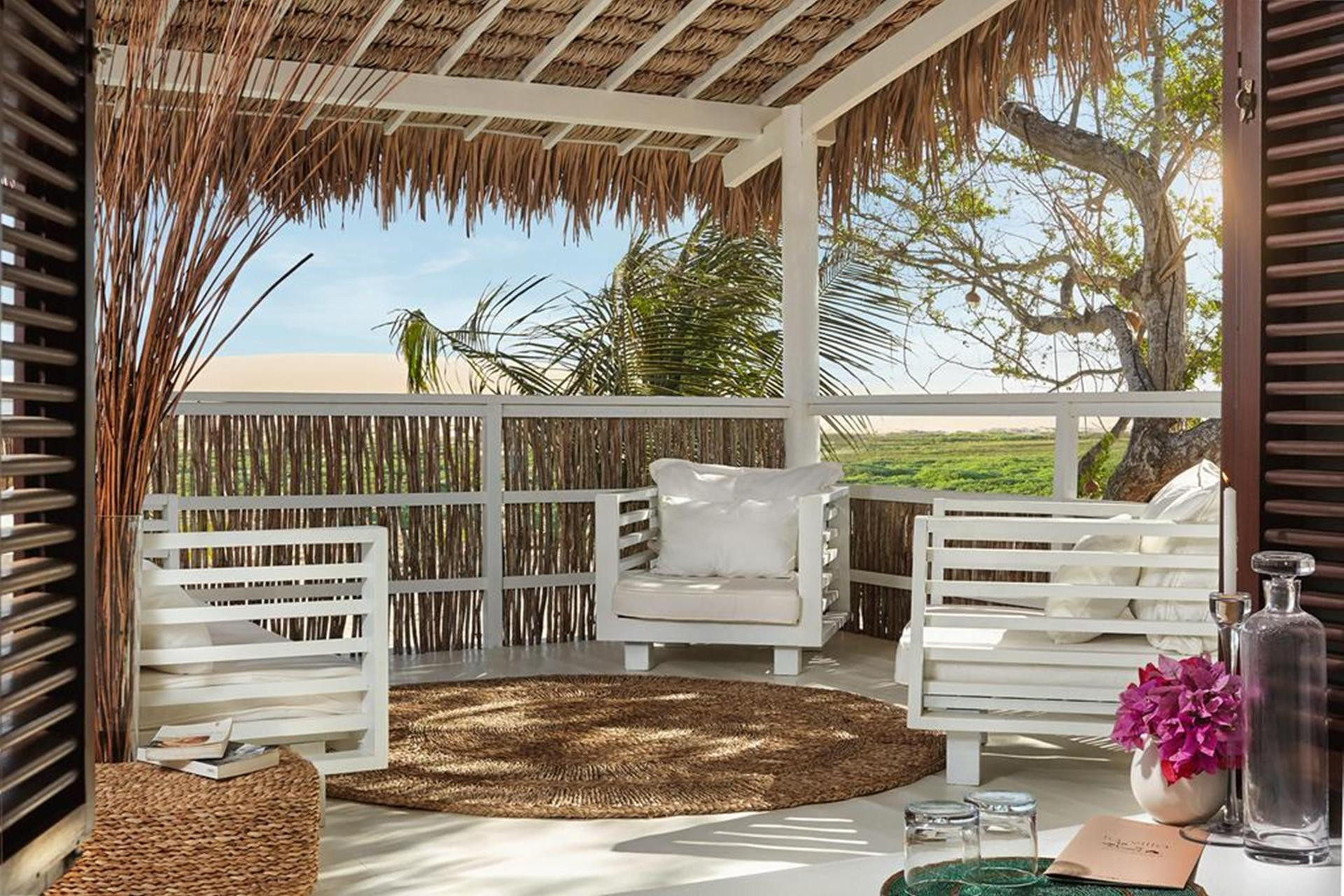 Vista Exterior La Villa Praia