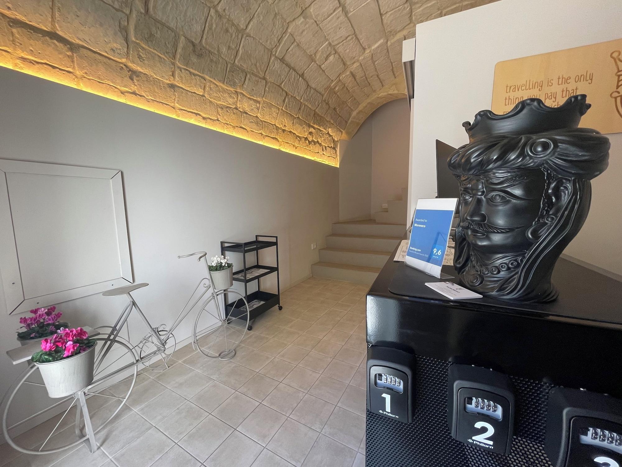 Vista Lobby Moronero