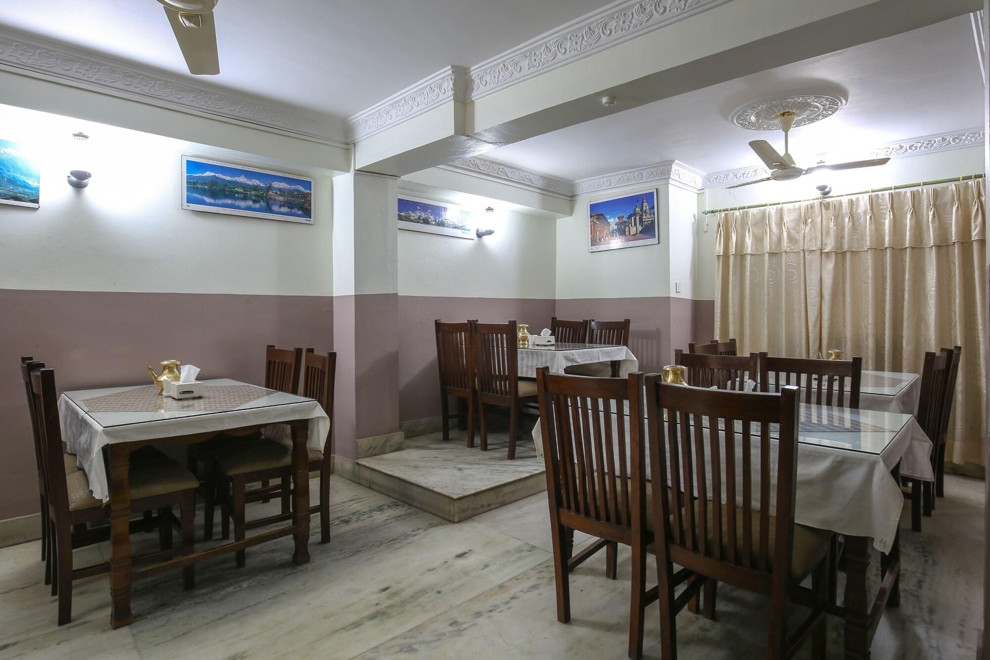 Restaurant Siddhartha Hotel Sundhara