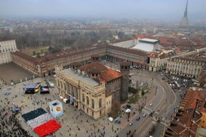 Alojamiento - Colazione in Piazza Castello