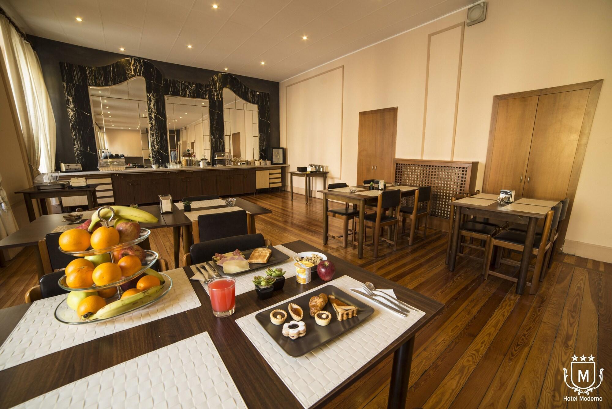 Restaurant Hotel Moderno