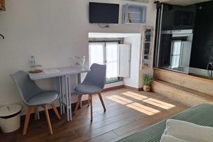 Alojamiento - Lovin Book Guesthouse