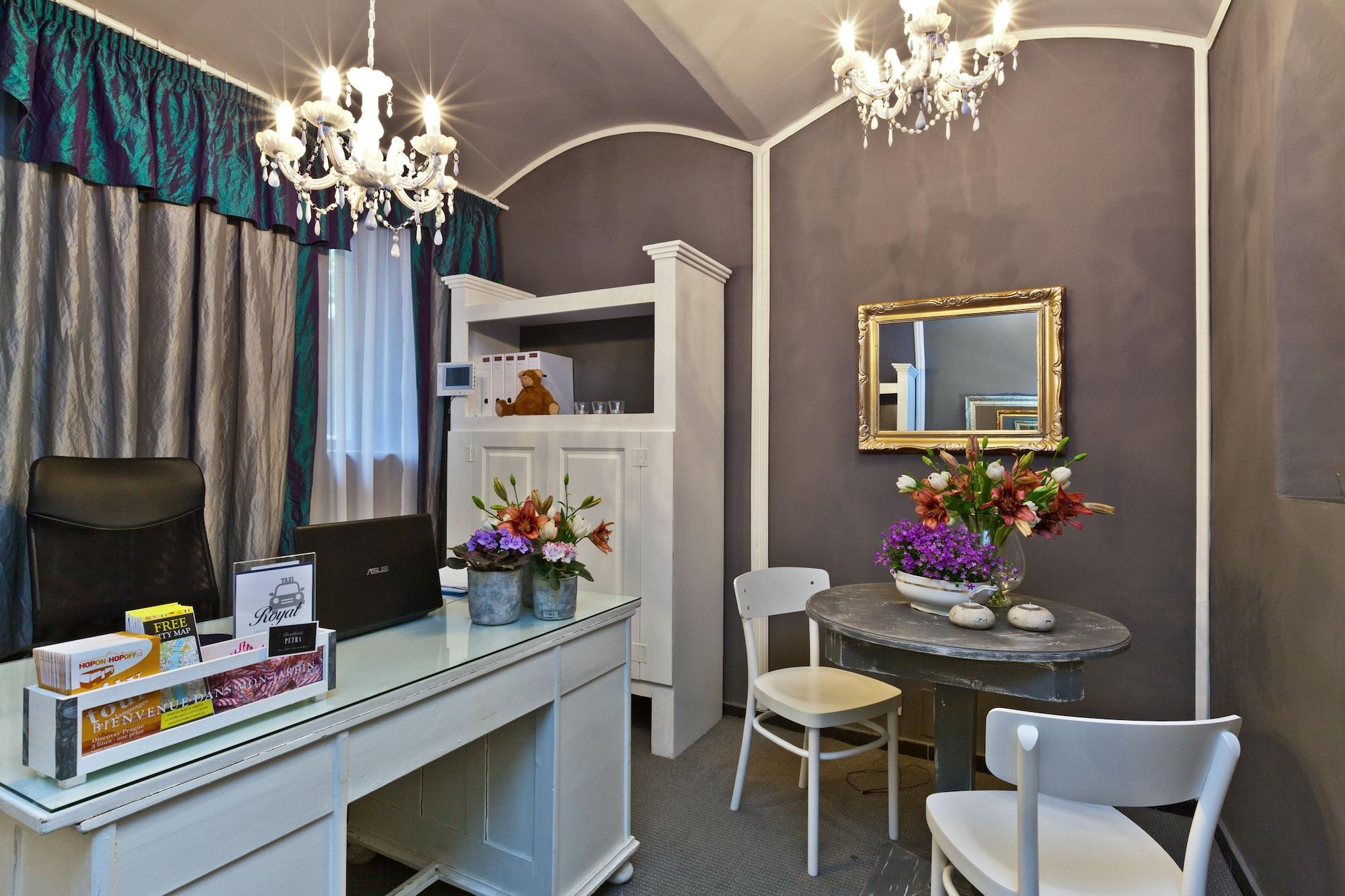 Vista Lobby Royal Prague City Apartments