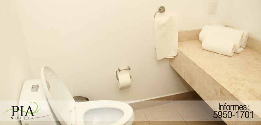 Baño Pia Suites