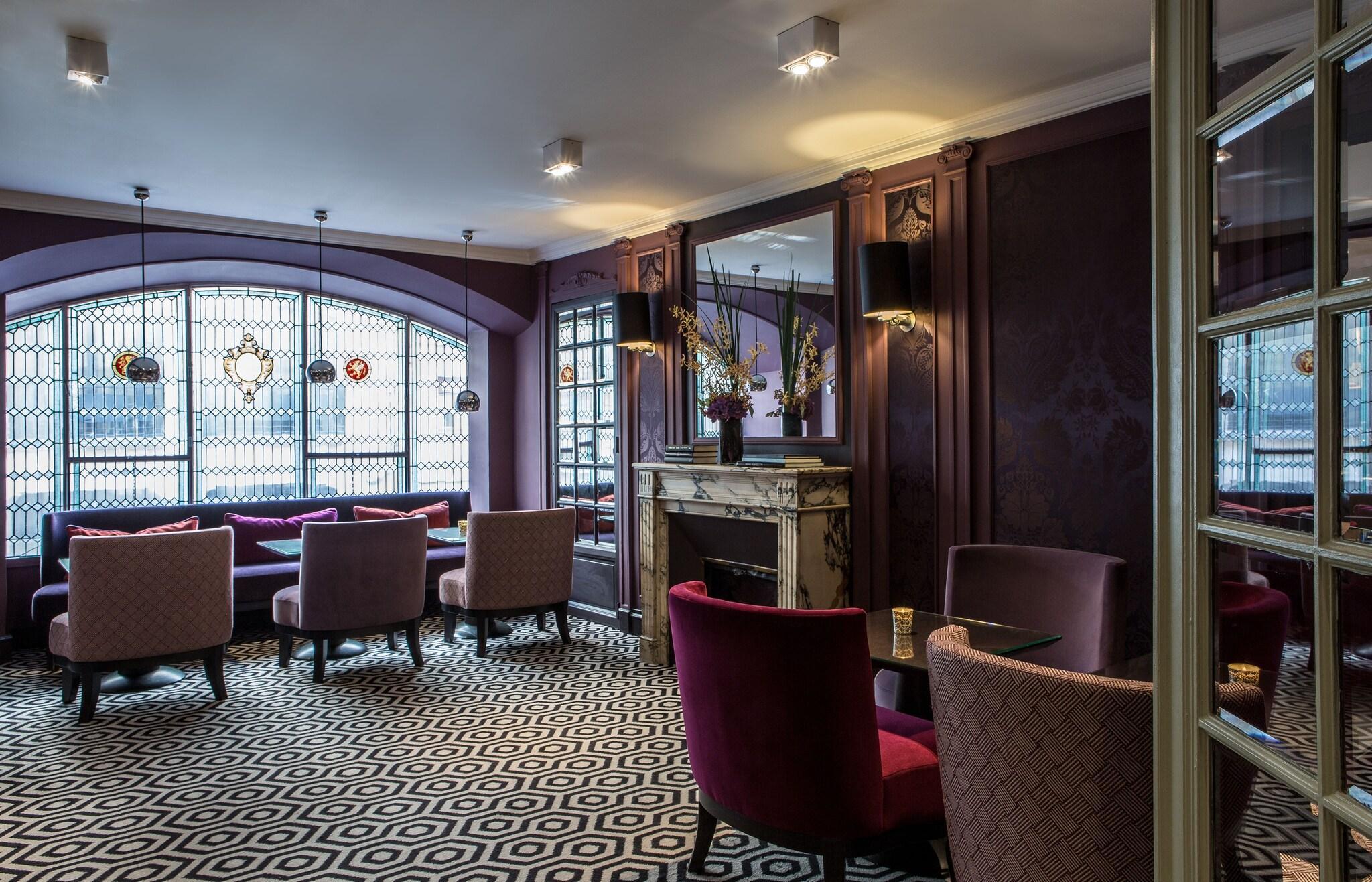 Bar/Salón Hôtel Mansart
