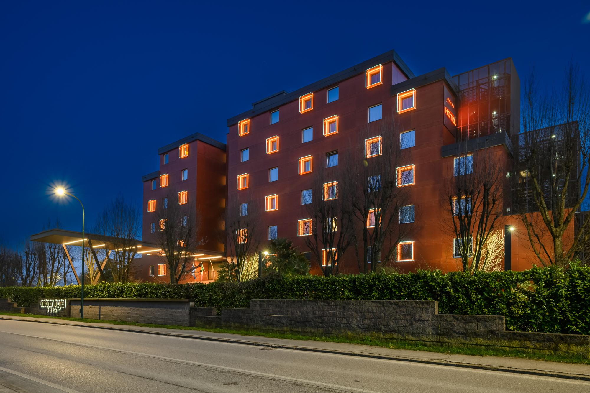 Vista Exterior Hotiday Venezia Marco Polo