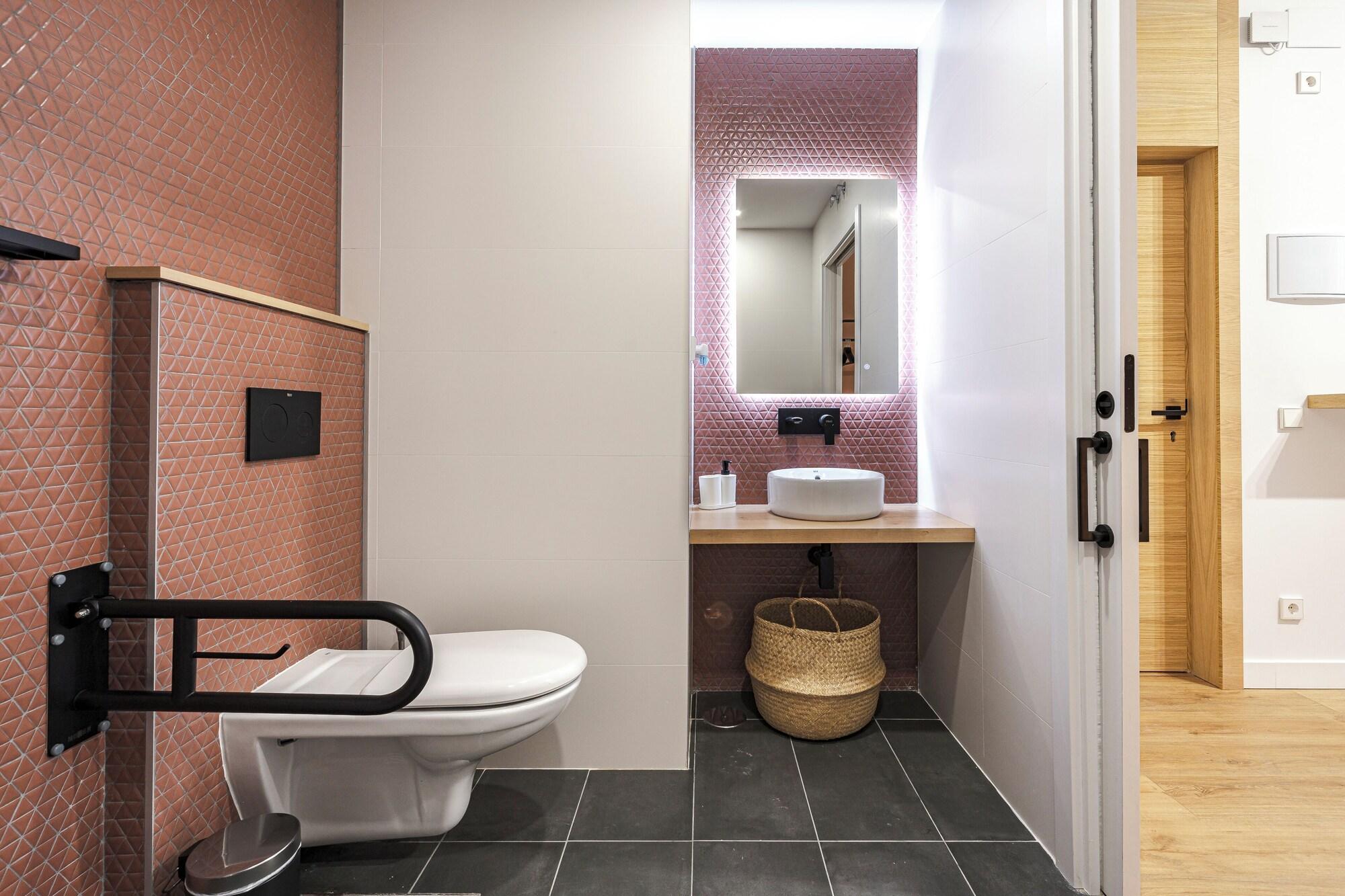 Equipamiento de Habitación Vallecas Suites by Olala Homes